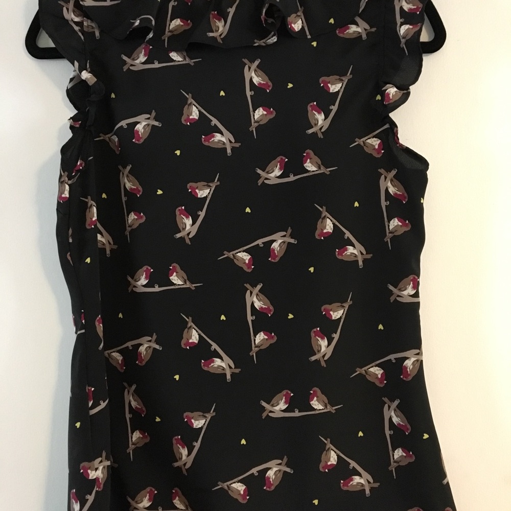 Adorable BR brown/maroon bird print blouse.